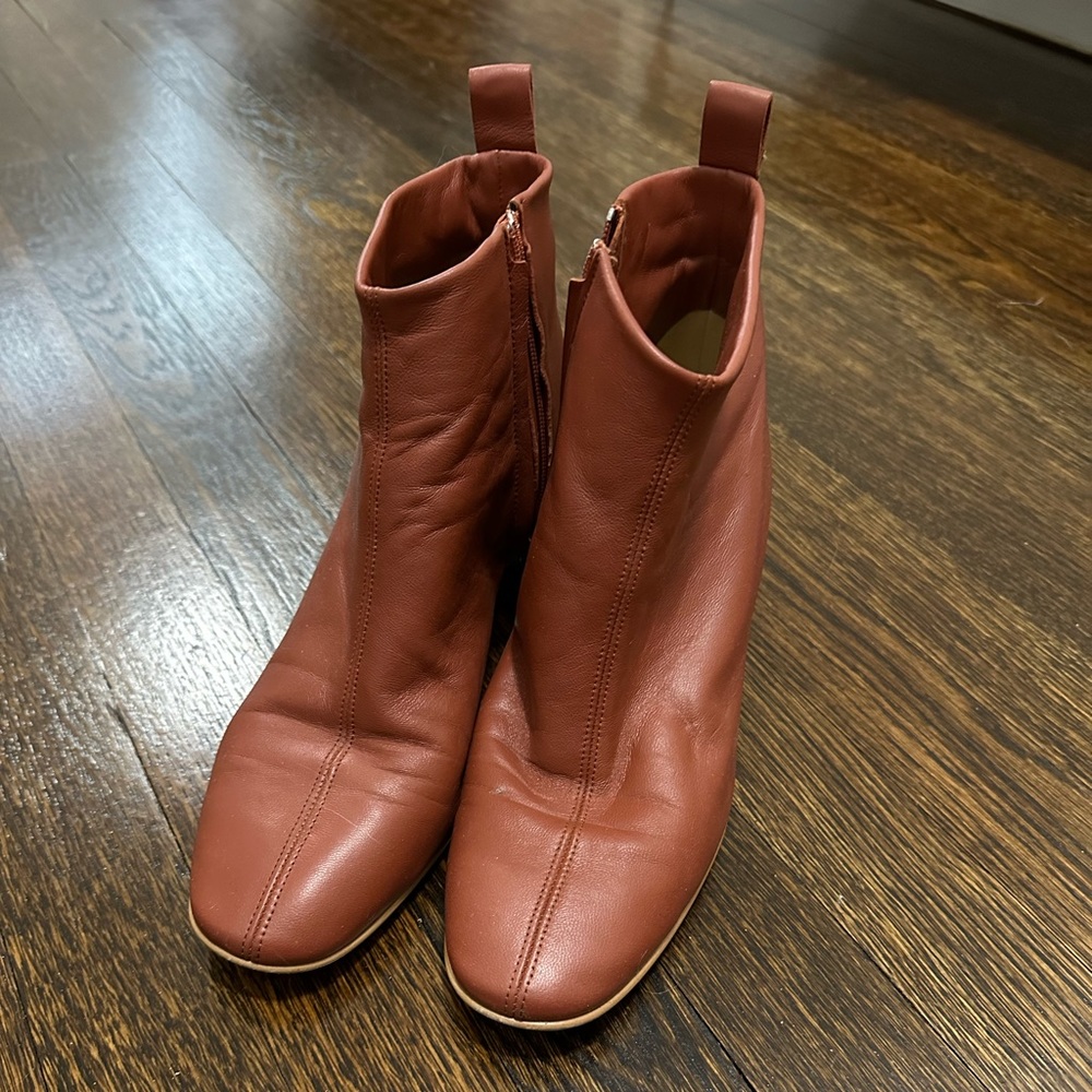 Everlane Leather Day Boot